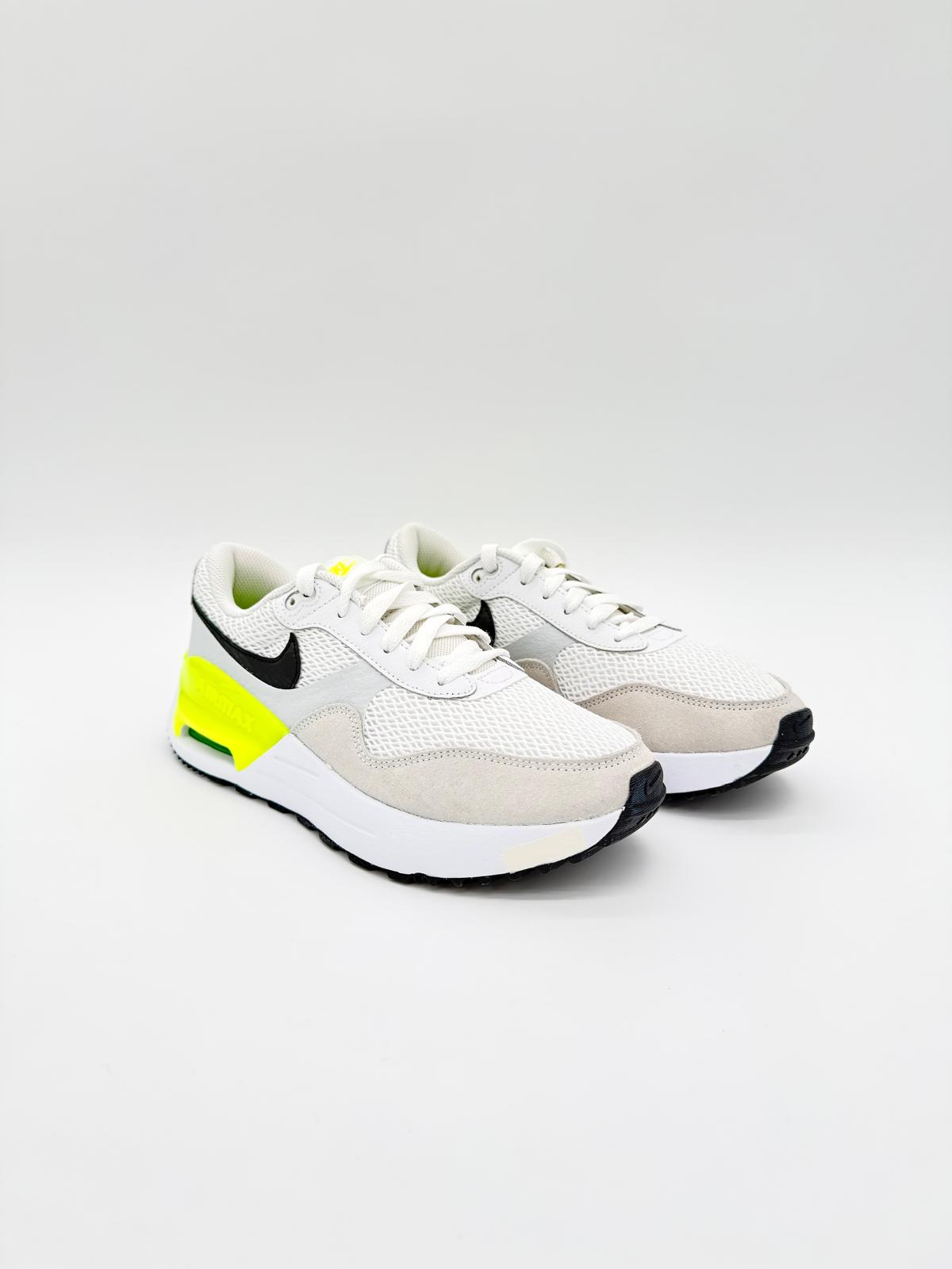 IMG_7607 Nike Air Max Systm Fluo - immagine 2