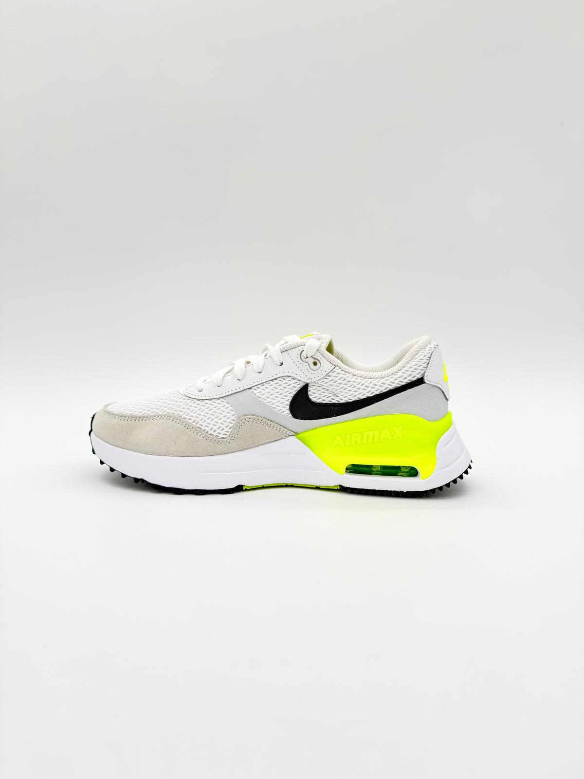 IMG_7608 Nike Air Max Systm Fluo - immagine 3