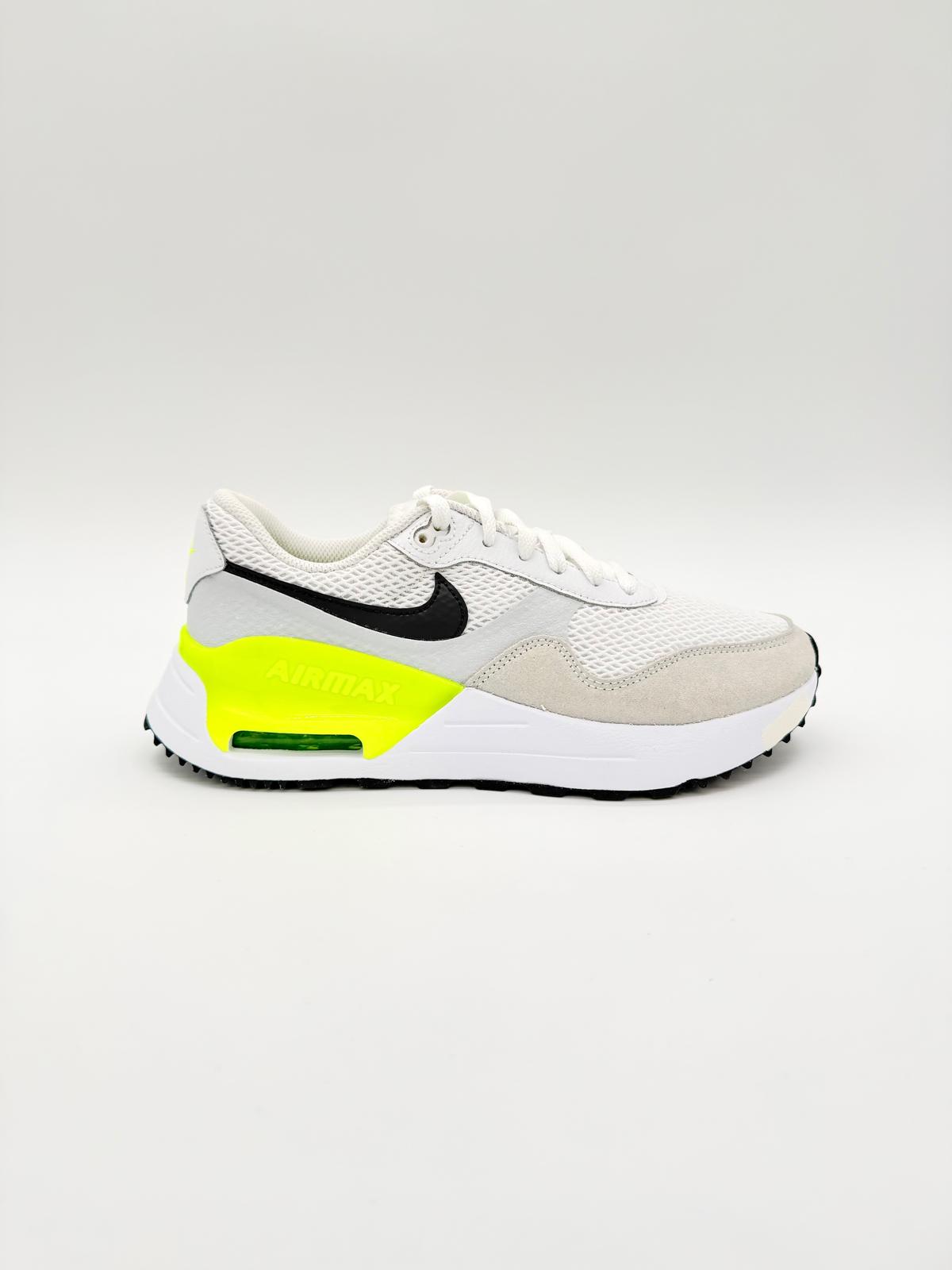 IMG_7609 Nike Air Max Systm Fluo - immagine 1